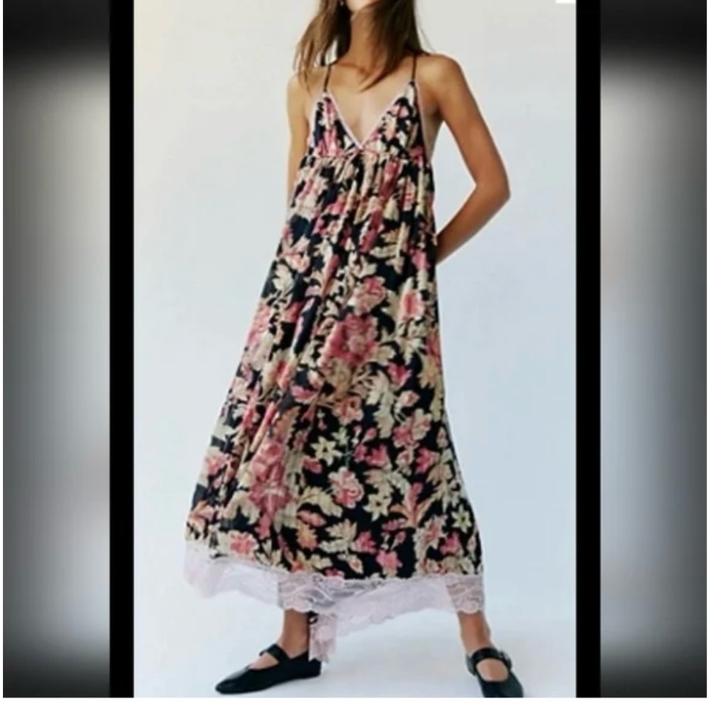 Free people Floral Maxi Dress with Lace Hem NWT